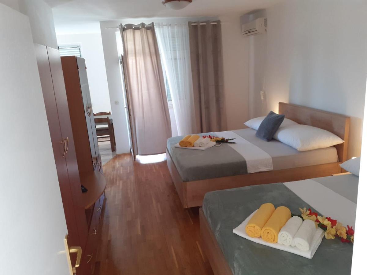 Apartments Vinea Baška Voda Buitenkant foto